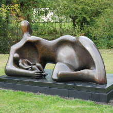 metal crafts garden decoration Henry Moore bronze mother with baby sculpture